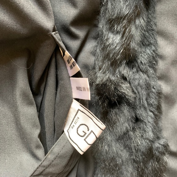 Black Rabbit fur reversible vest - Picture 6 of 6